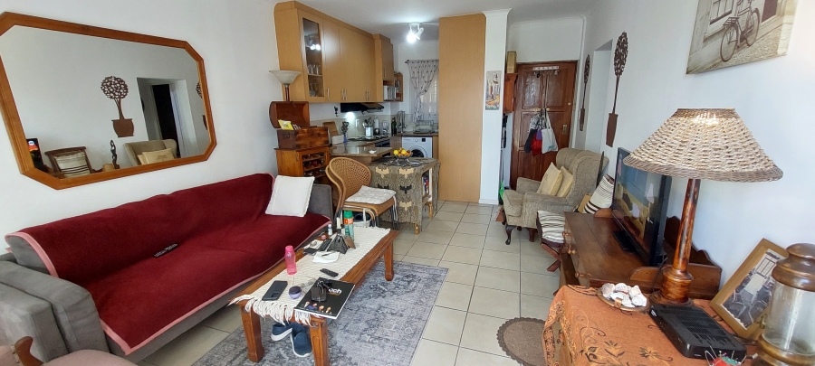 2 Bedroom Property for Sale in Whispering Pines Western Cape